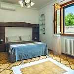 Апартаменты Casa Samari Three *