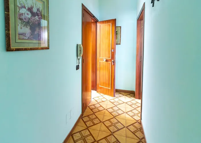 Casa Samari Three Апартаменти *